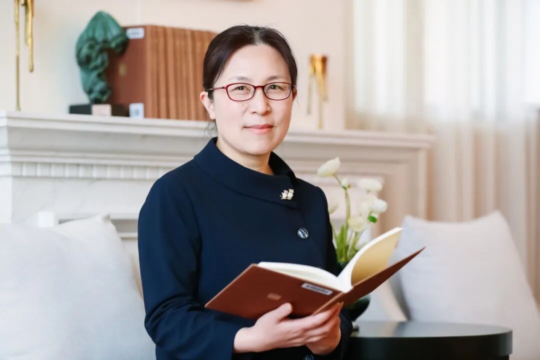 柏萍 照片