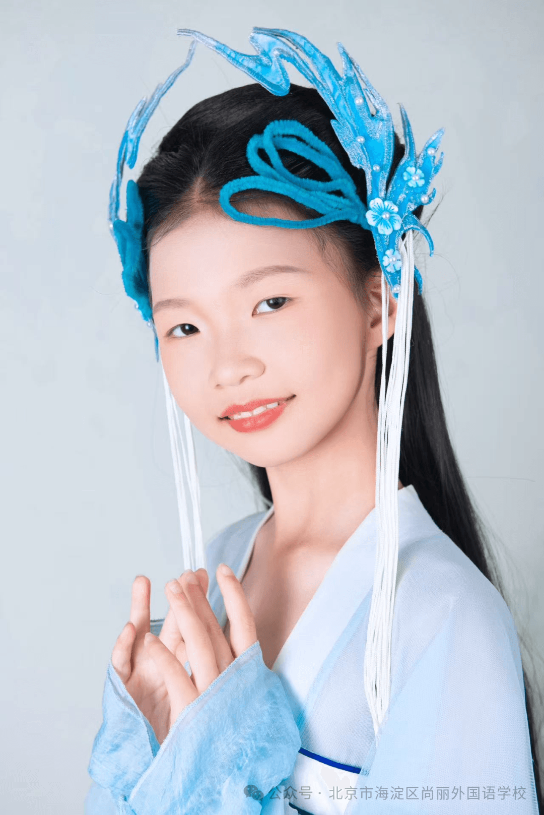 小作者从生活中的 买杂粮煎饼 场景出发，自然地引出多个数学问题