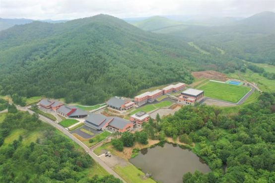 日本安比哈罗国际学校