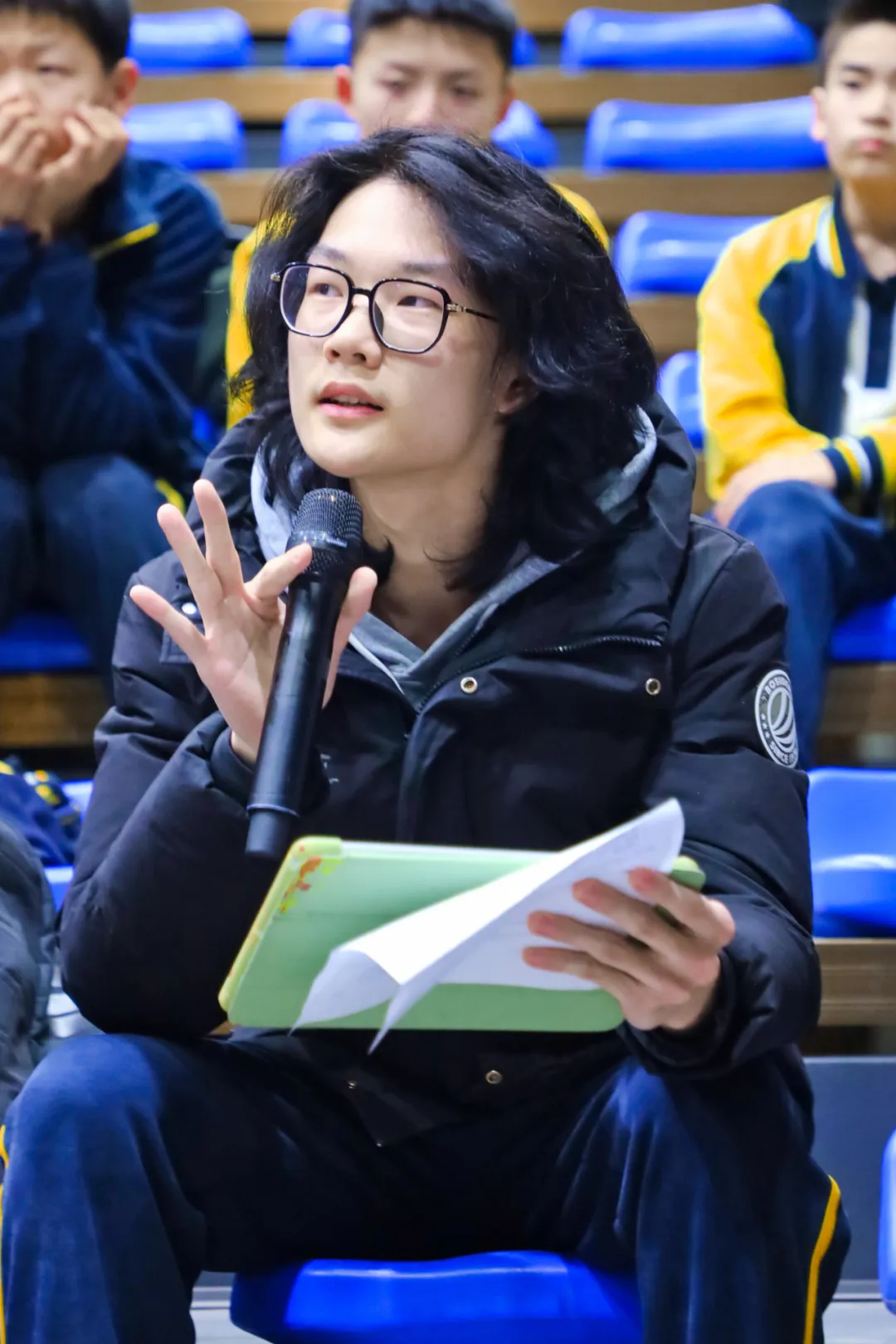 新府学学子对话剑桥大学教授
