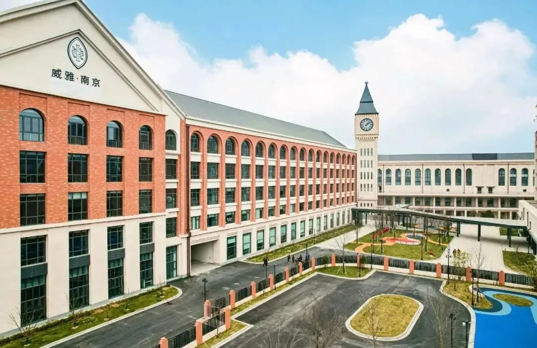 说到教学，BSN的英式课程体系和因材施教的理念绝对是核心亮点。