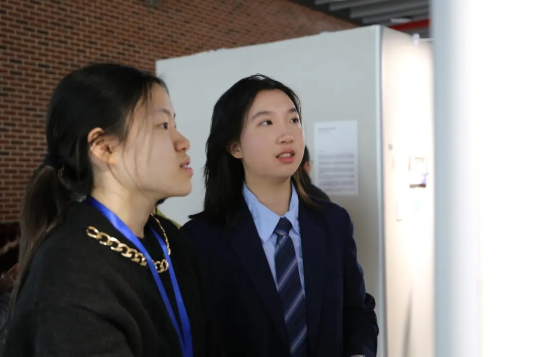 这也是为什么德闳学生能轻松获得伦敦艺术大学、马里兰艺术学院