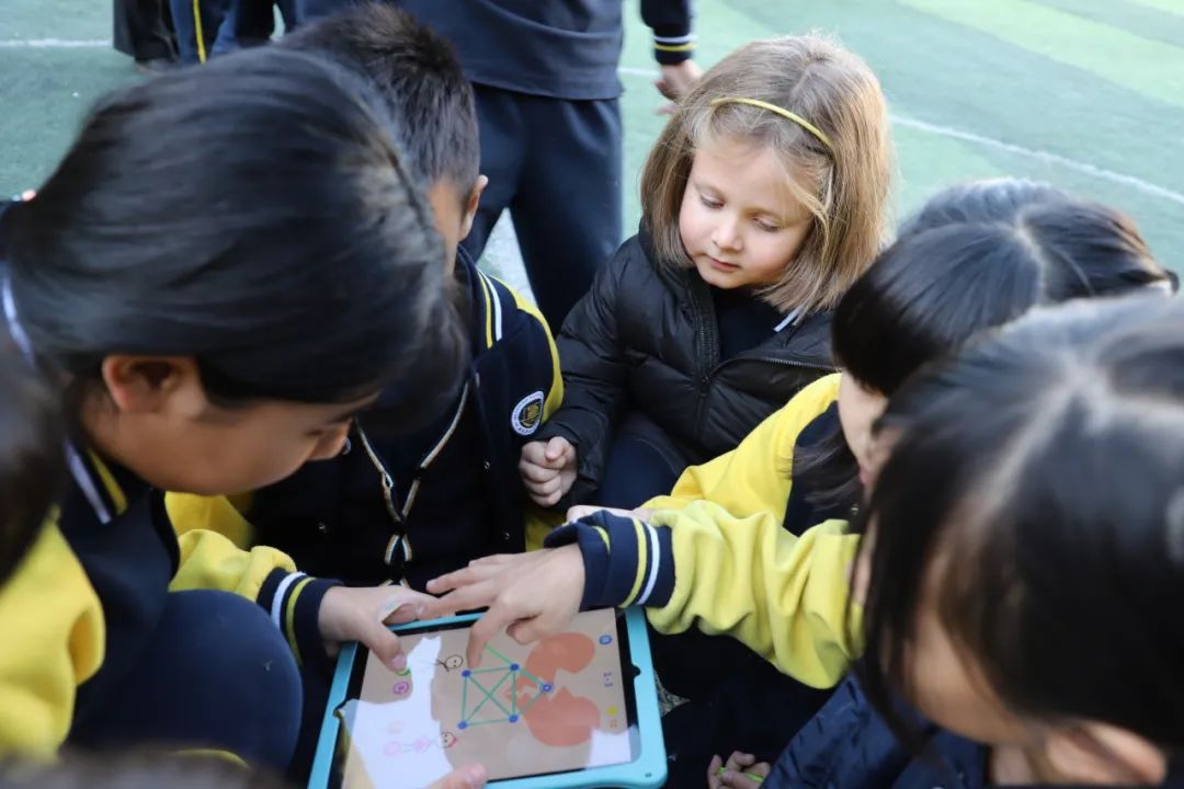 数学月,学生在数学游戏中学习
