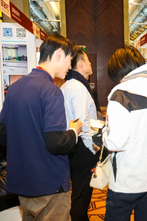 直面招生官,获取 一手 信息