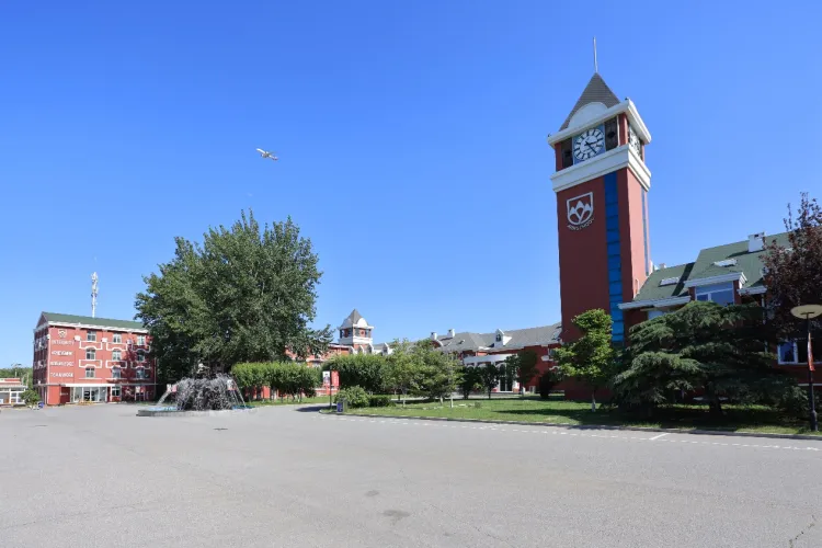 北京爱迪学校连续6年斩获牛剑录取 探秘这所学校凭什么?