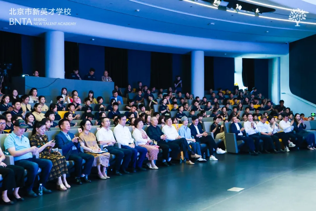新英才学校以独特的方式,向全校师生展示昆曲之美