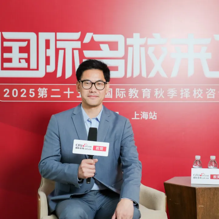 在整个环节中，校长们立足教育实践（图 6）