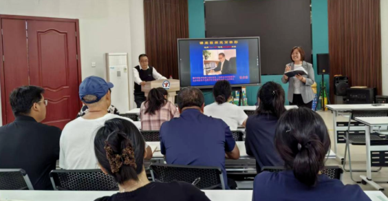 作为原北京小学大兴分校校长,张景浩校长现任北京教育学会教师专业发