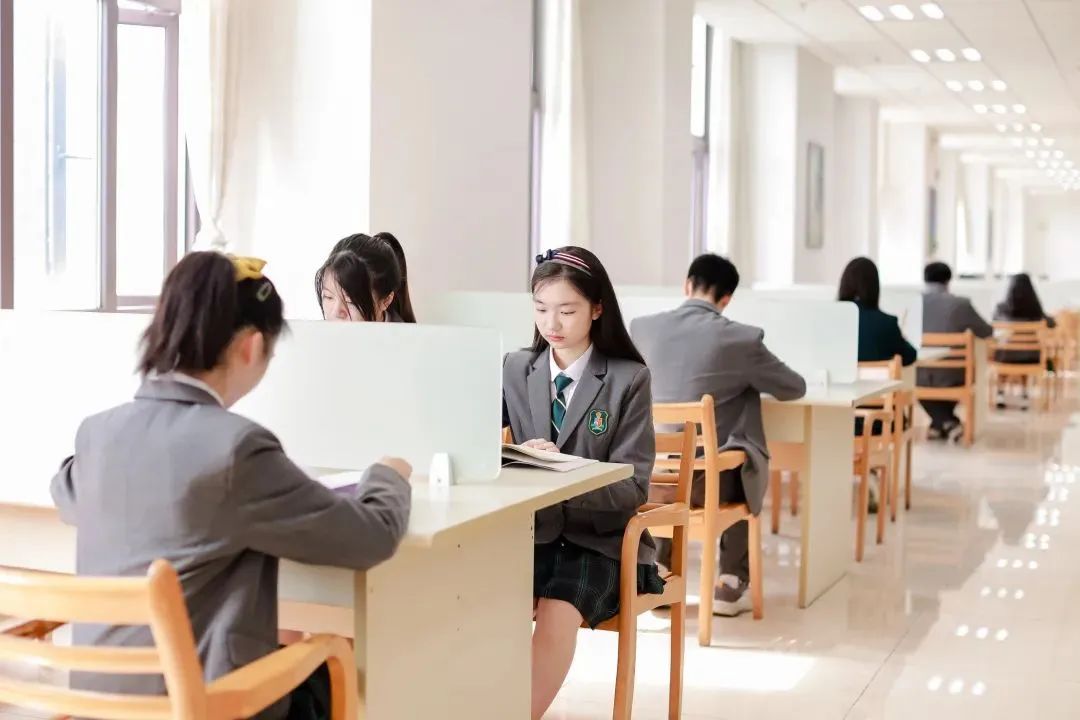 岗位有限,时间有限, 作为招聘岗位的HR会 怎么选择?