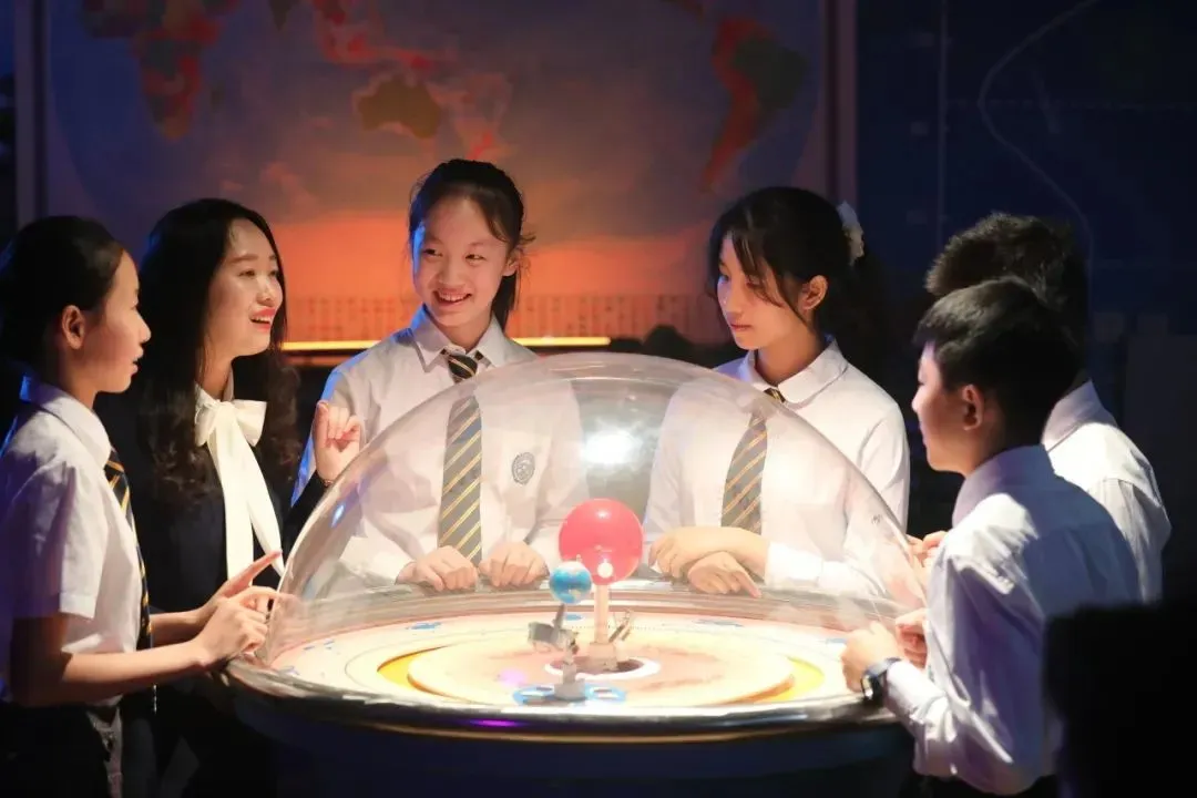 中考成绩连年优异,高中学生参加由美国大学理事会组织的 AP 全球(图 3)