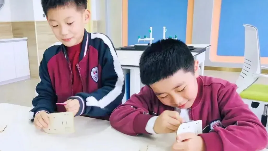 AI 时代教育新思考：当全网都在 “养龙虾”，教育该教孩子什么？