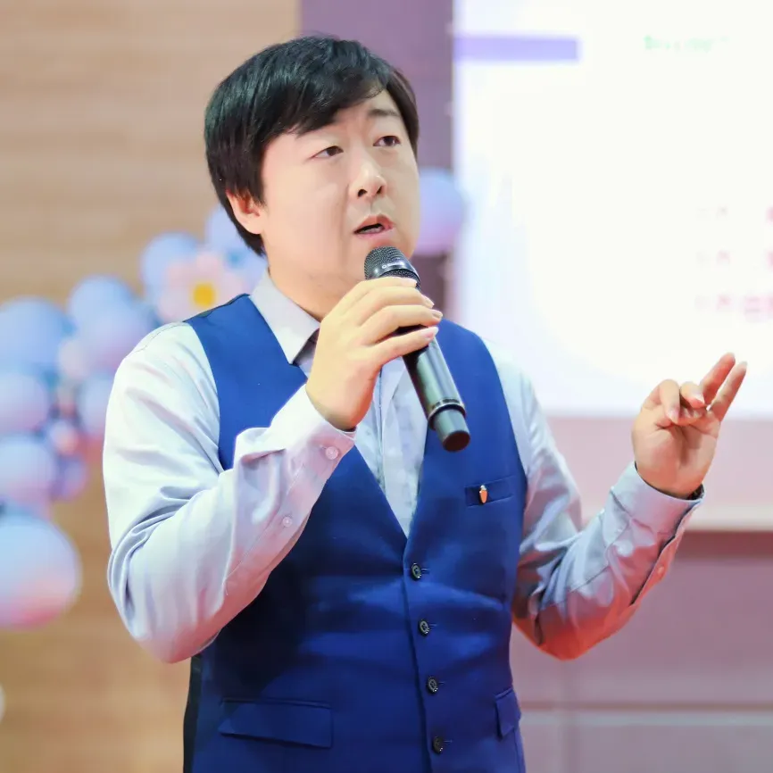 新府学初小部教育