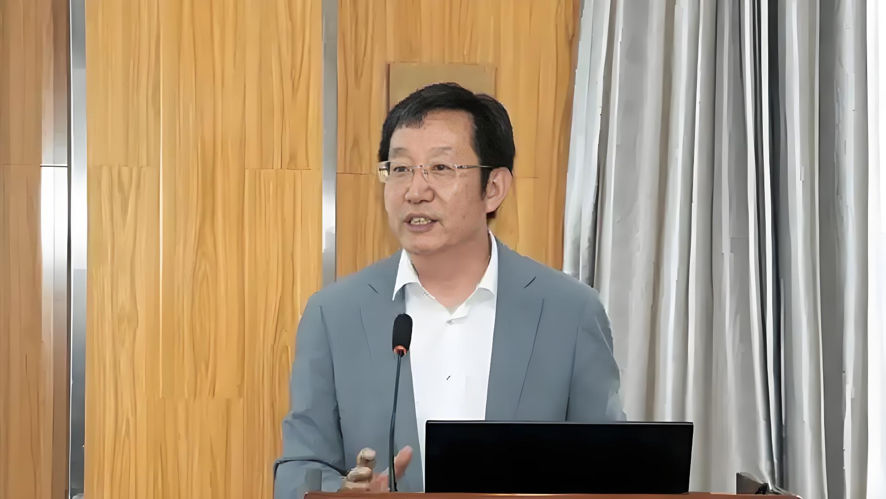 哇塞！快来瞧瞧芳草地国际学校校长的独特魅力与学校的超有趣日常