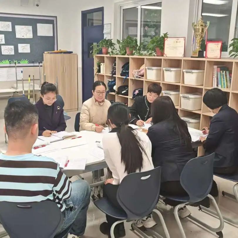 语文课堂:在文化基因里培植精神根系
