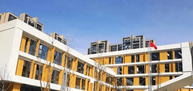 成都建平国际学校教学楼图片