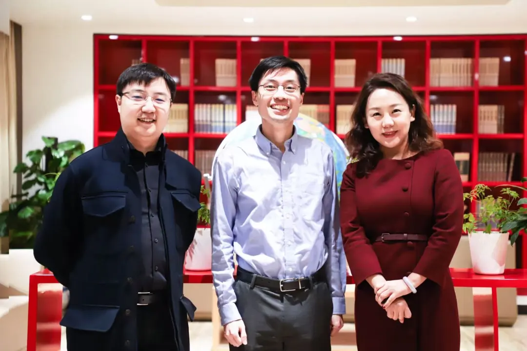 卡内基梅隆大学数学家罗博深访问新府学