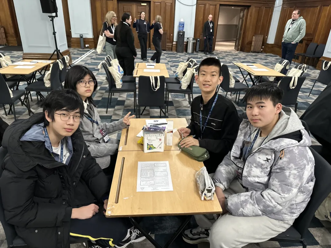 他们用数学能力打破了年龄的局限,用优异的成绩验证自身的实力!