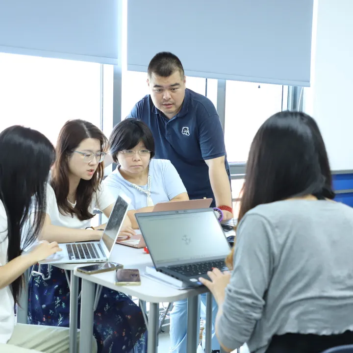 此外,通过学术研究和实践探索,北外ICC参与研发了教师