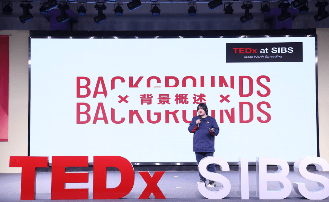同样来自9年级的Luna同学则用中文讨论了女性在社会中所面临的刻