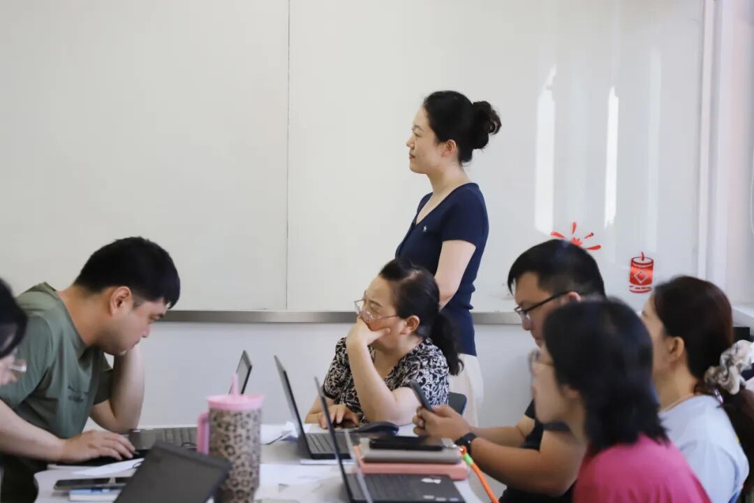 这堵墙，不止存在于亲子之间，也可能横亘在学生和老师之间（图 3）