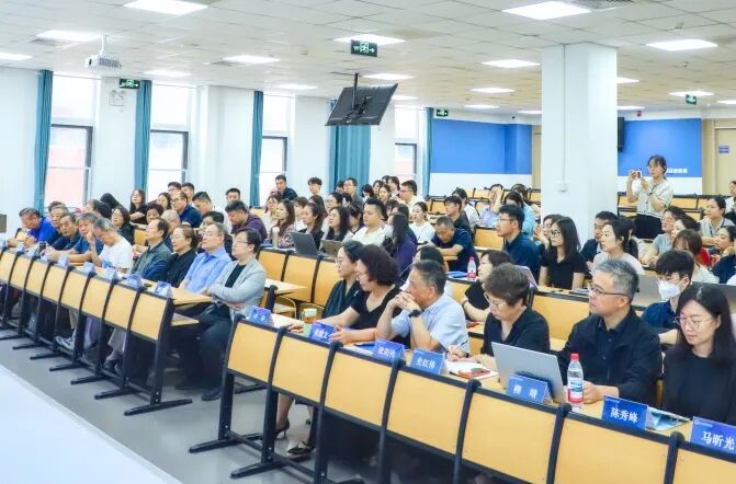 青年教师得到实打实的传帮带,开学后