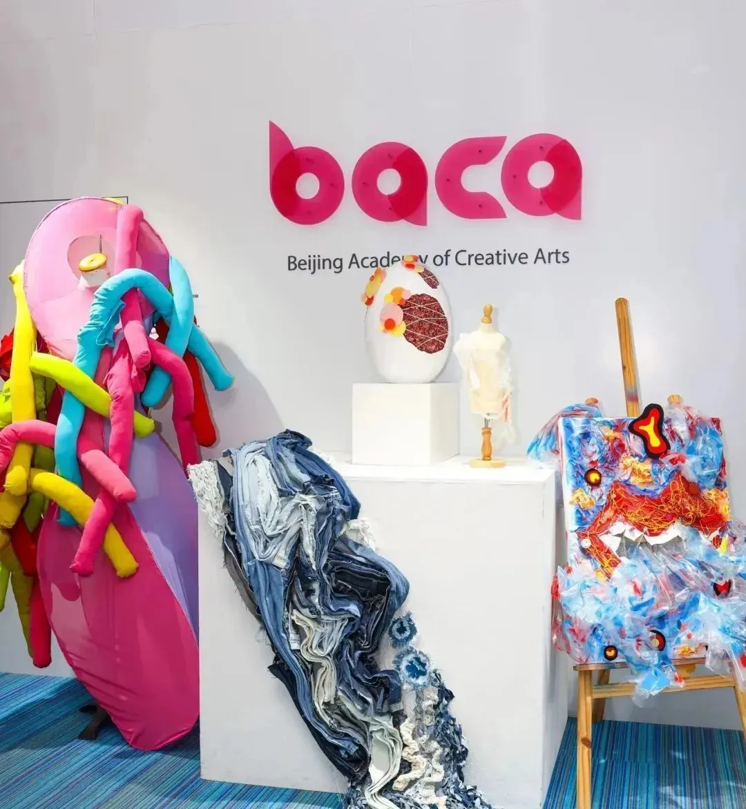 BACA的教学宗旨是尊重并鼓励学生们的个性发展与创造力。(图 2)