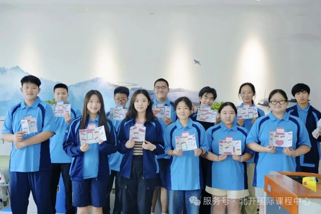 新生入学周的活动安排丰富而有序，从学术体验到生活指导