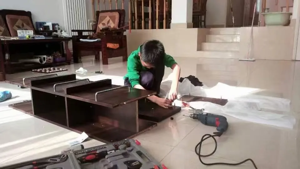 各种花式倒腾电子产品更是小谭的最爱,包括硬件和软件,电脑