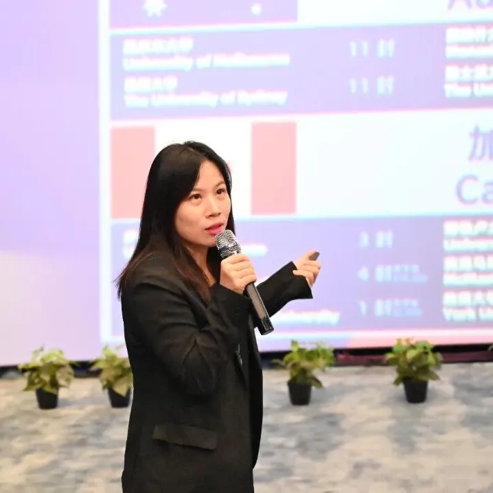 通过问卷调查、性格与职业兴趣自测、一对一面谈，建立动态升学档案