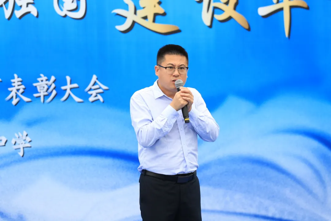 时光印记诉初心:在《时光印记 我从教的这些年》环节