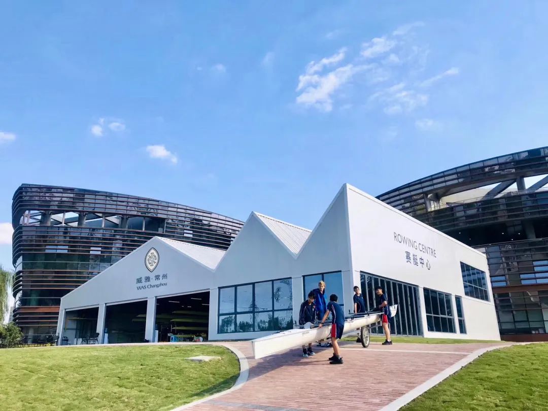 01学校简介