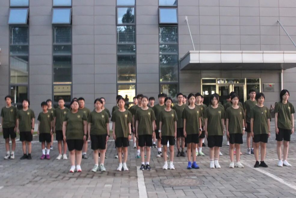充满温度的部队生活