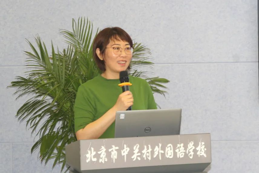 德育课程研发团队的张艳老师介绍了 幸福解码 抗挫探乐 课程体系。