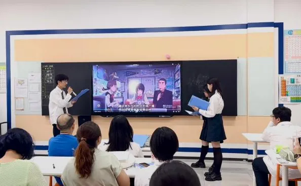 📢 名额有限,扫码抢占席位,一起开启奇妙的日语夏日之旅吧!