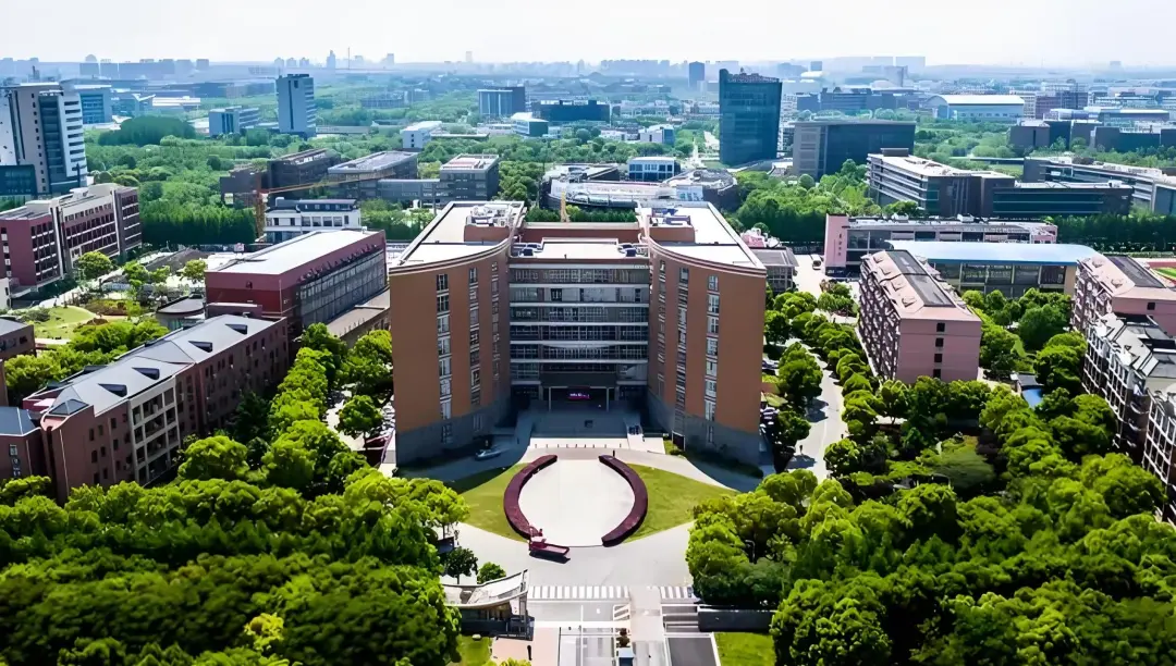 留学指导:定期举办留学签证办理、日本生活常识培训;协助对接驻日事