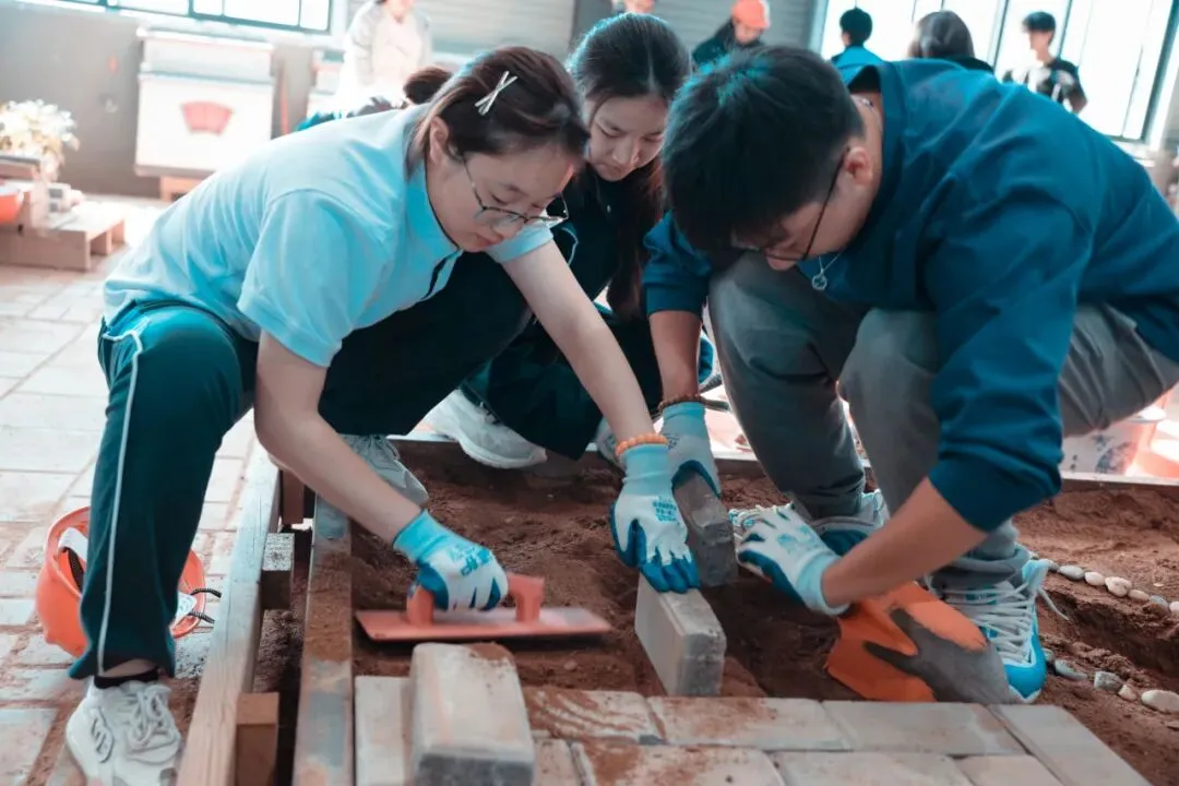 这份成绩单充分证明：民办位育是沪上极少数能做到英美港加澳欧日全方
