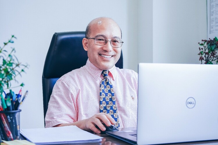 校长来了|上海金苹果学校国际部校长 Charles Zhao