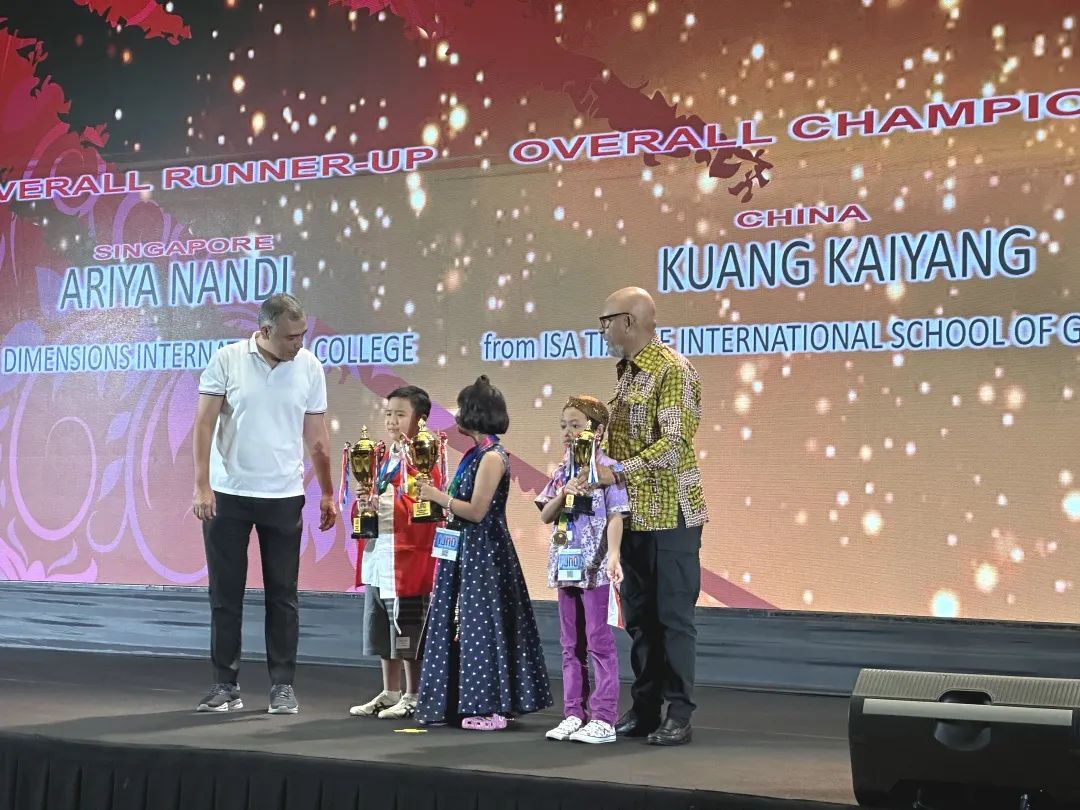 IJMO Overall Champion | 学生荣获IJMO总冠军,再次展现数学才华