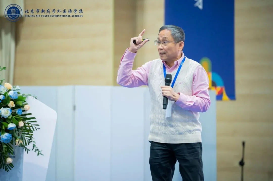 现场多位数学专家用生动的案例和深入浅出的讲解