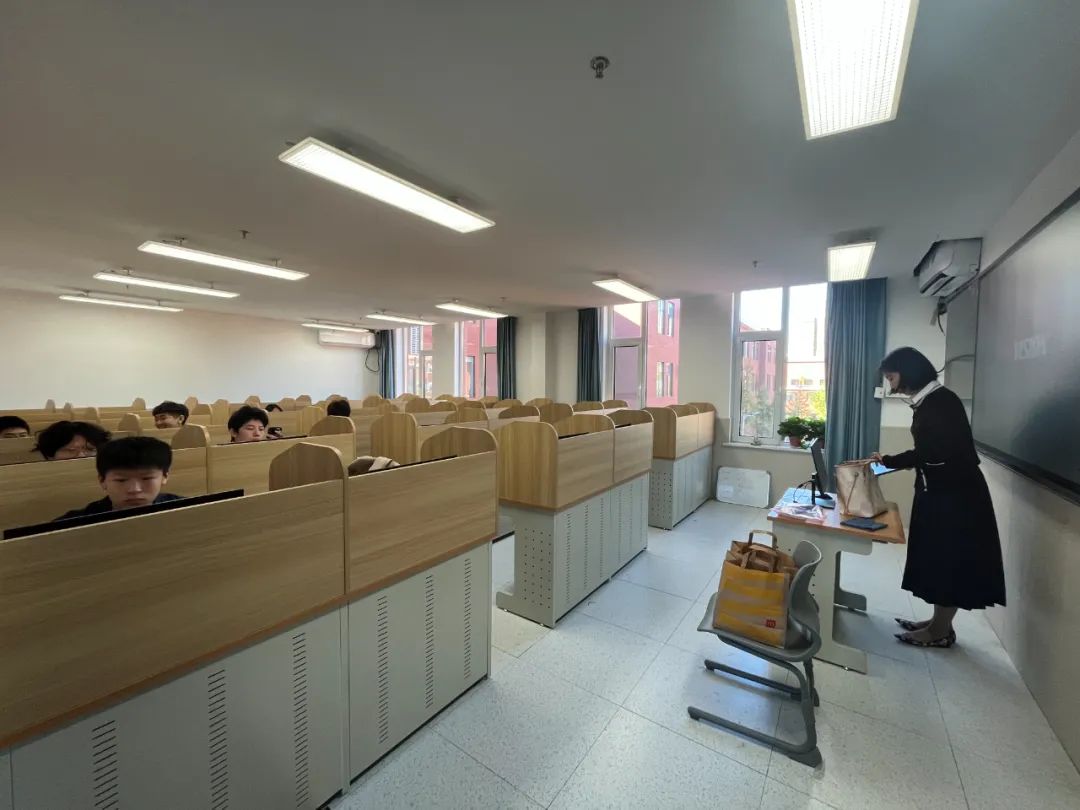3+0.5(国内3年 + 日本语言学校0.5年)
