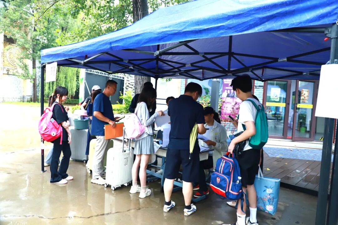 青春铸剑,梦想出征——凯博实验学校新高一军训开营