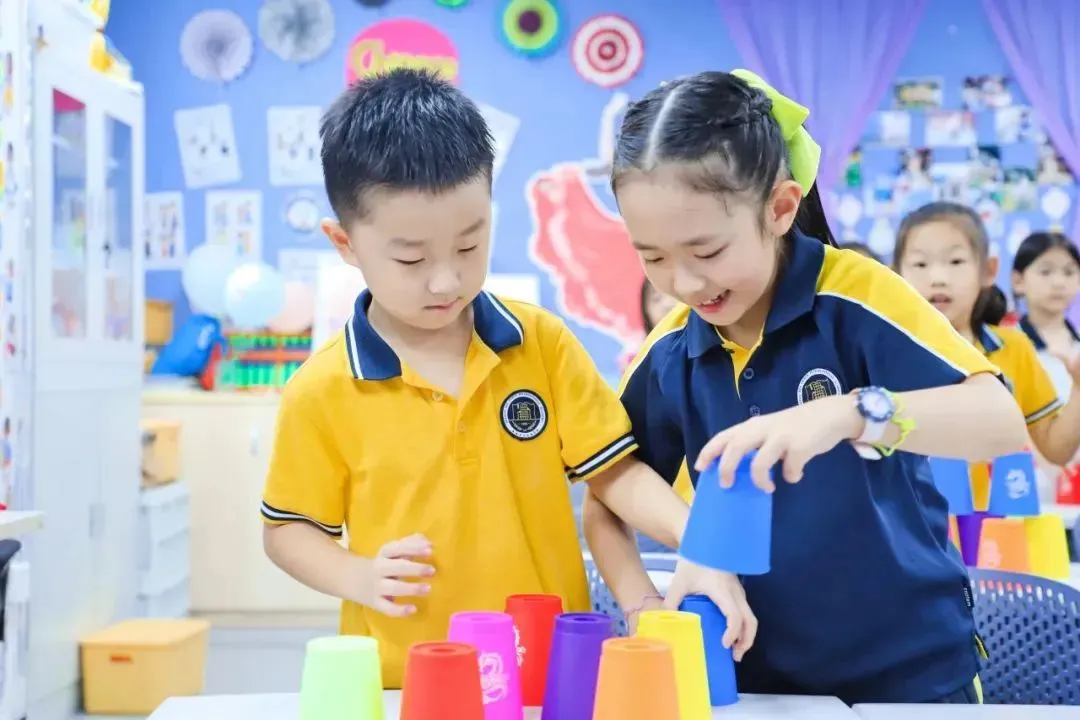 在新府学,学习数学是件开心的事情,也是件有成就感的事情。