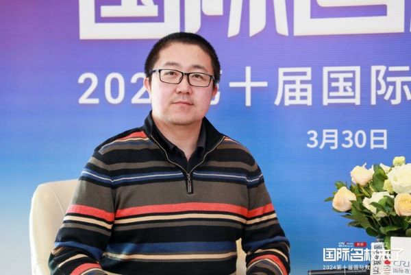 近日，君诚国际双语学校初中部主任朱乐接受国际在线教育频道第十届国