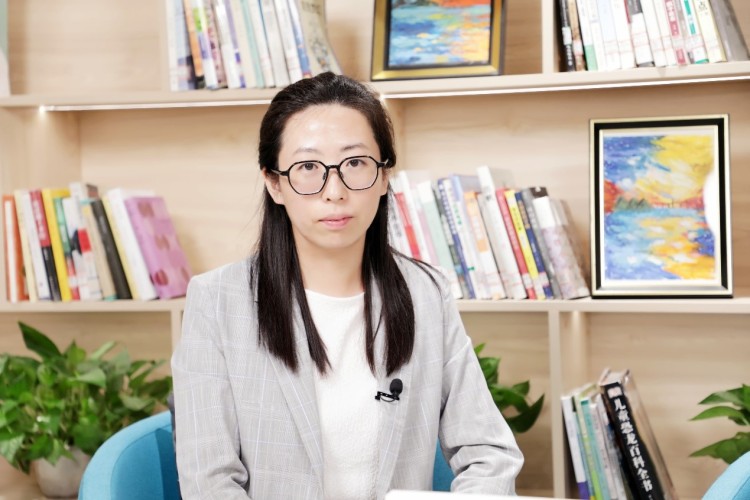 2025教育会客厅丨专访北京爱迪学校国际预科教务长李峰 2025教育会客厅丨专访北京爱迪学校国际预科教务长李峰_fororder_1