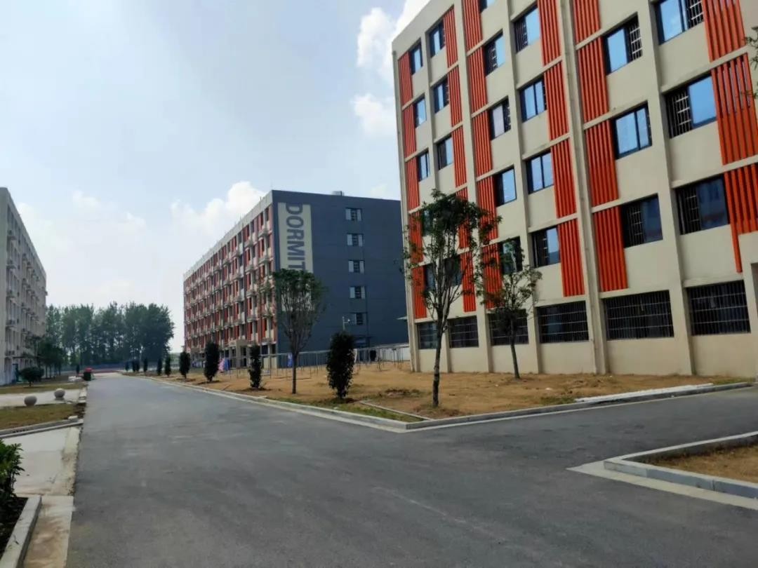 这里给家长们算笔明白账,以小学寄宿生为例