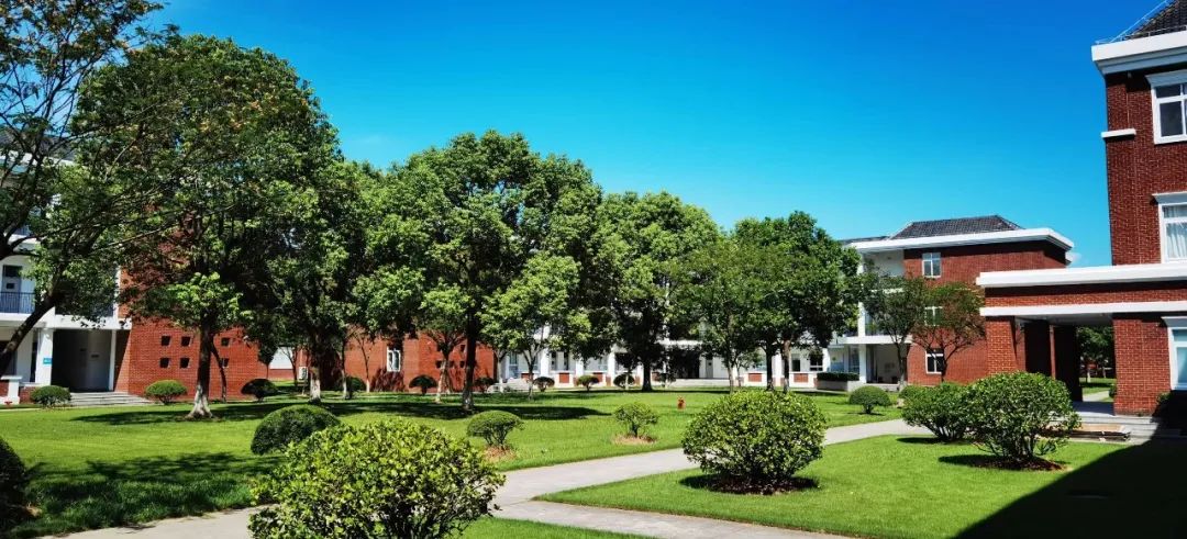 双威公学 ・ 上海学校