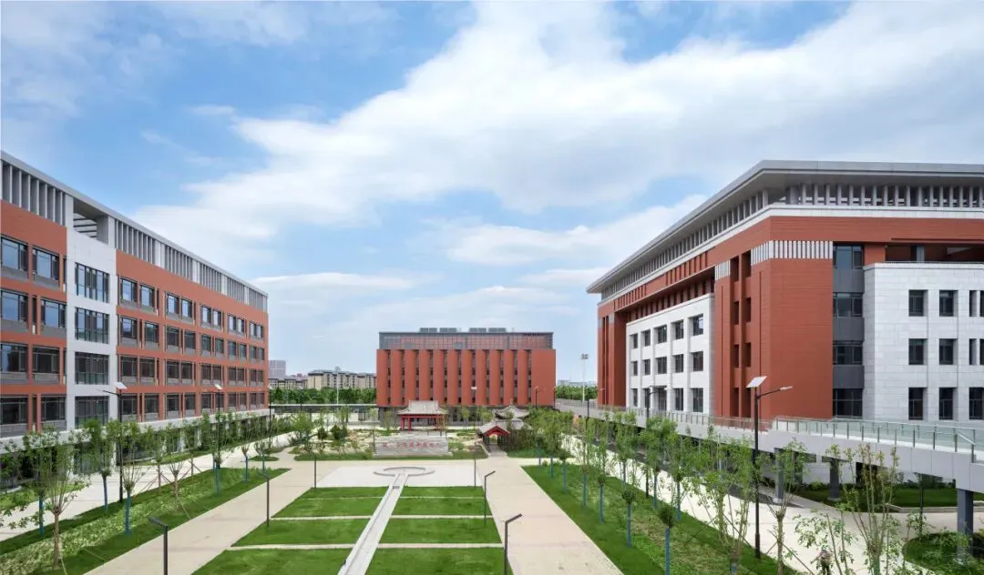 开发区学校国际部