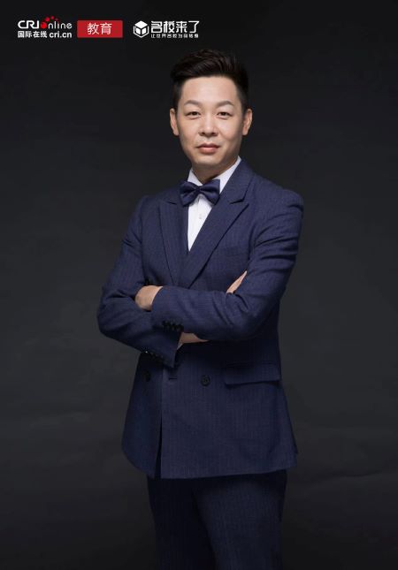 美国世外中方校长岑晓华