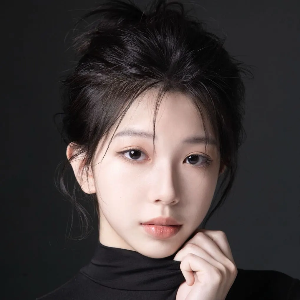 戏剧体验课老师: Lyra Liu