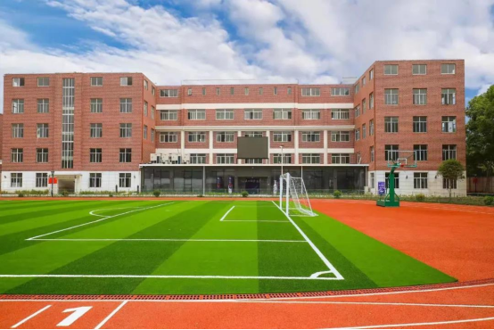 学校地址:上海市闵行区淀南路159号